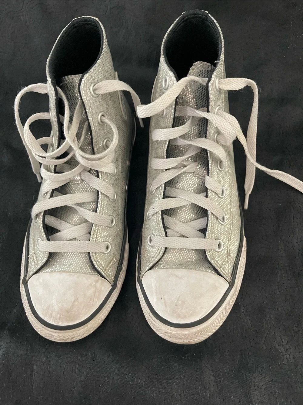 Converse Girl’s High Top Sneakers in Silver Glitter
